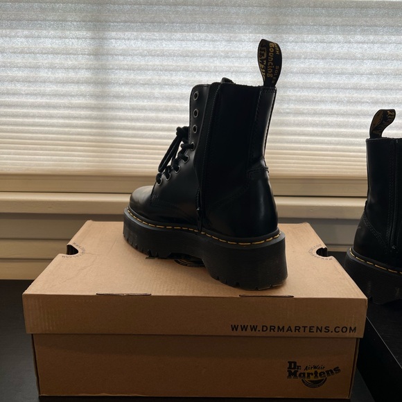 DR MARTENS Jadon Boot Smooth Leather Platforms - Picture 8 of 10